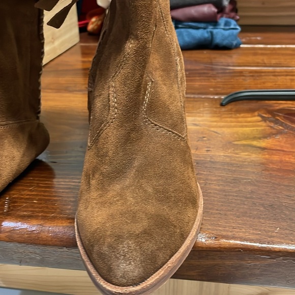 Dolce vita over the knee boots. Brown suede. Size 8 - Picture 5 of 8